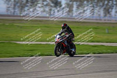 media/Feb-11-2024-TrackDaz (Sun) [[0c6448d9ff]]/Group B/Grid and Front Straight/